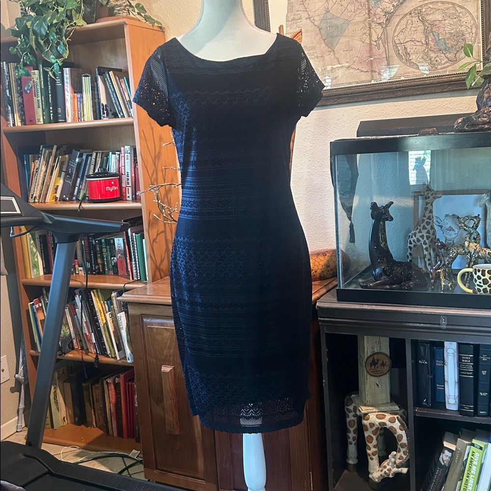 Banana Republic Cocktail Dress. Size M